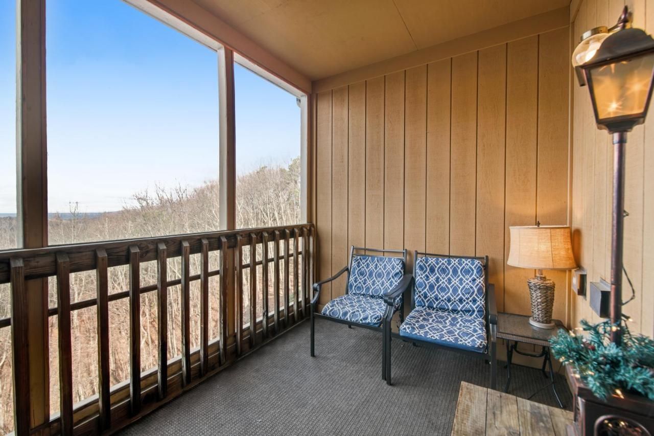 Mountain Top Retreat Apartment Gatlinburg Exterior photo